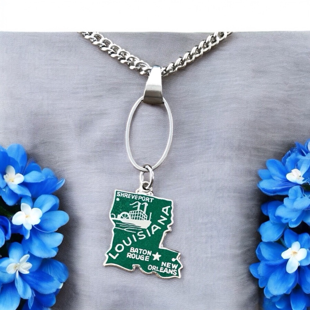 🆕 Louisiana Oval Drop Pendant Necklace Enamel/Stainless Steel